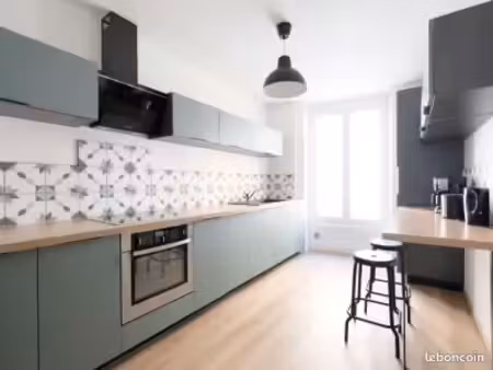 appartement idealement situe a st etienne -t6 en duplex