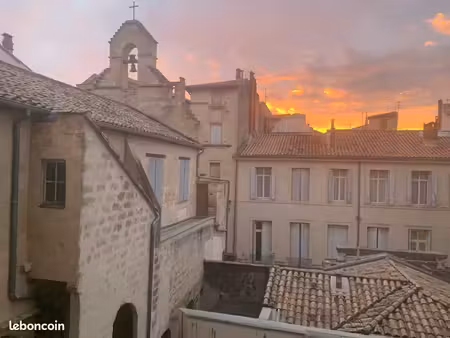montpellier écusson – superbe t3 entièrement rénové avec balcon  ascenseur et parking