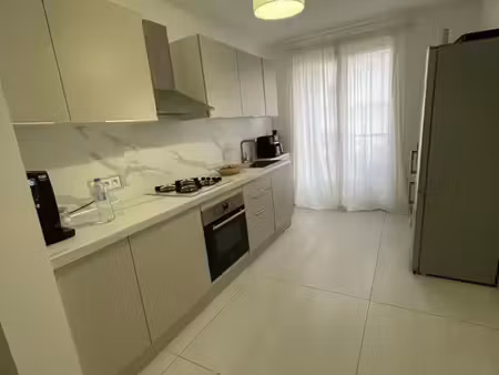 appartement t4 de 83 m² avec garage et cave – hyper centre de saint-étienne