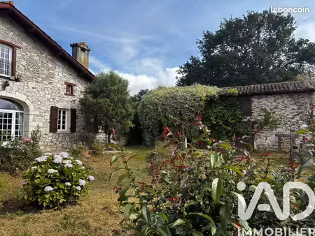 maison 7 pièces 193 m²