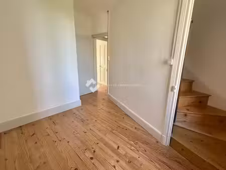 vente maison 5 pièces 70 m² à saint-rémy-sur-durolle (63550)  55 500 €