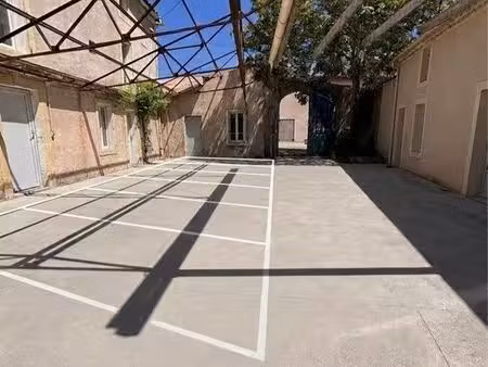 places de parking à louer