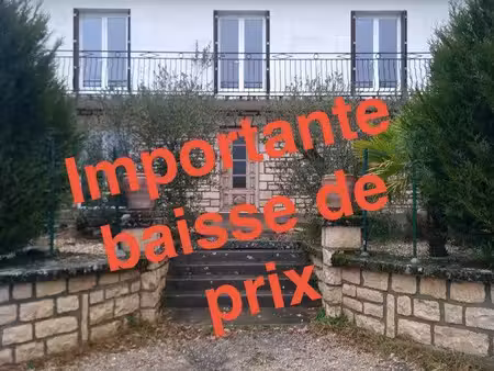 grande maison avec 6 chambres