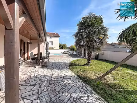 maison 5 pièces 127 m²