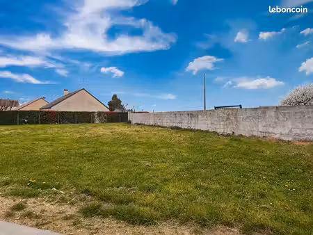 terrain 270 m² pannes