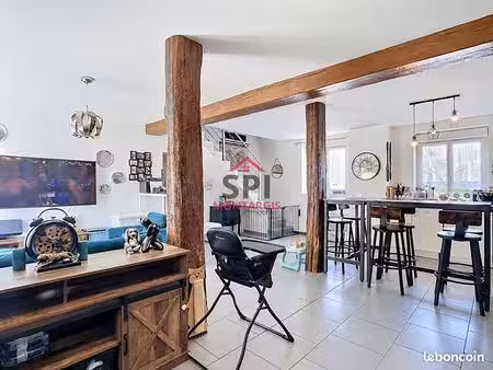 maison 4 pièces 85 m²