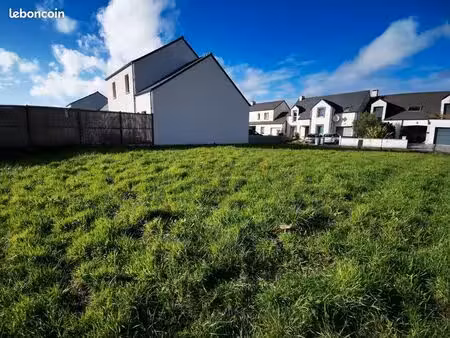 terrain viabilisé 392m2