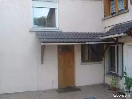 t2 meublé de 42 m² à saint-égrève  idéal étudiant