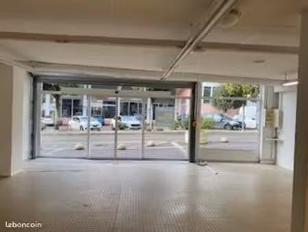 local commercial – 290 m² – centre-ville hagetmau