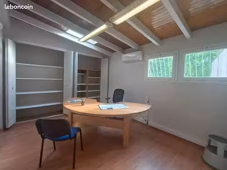 local commercial 65 m²