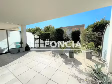 appartement 3 pièces 63 m²