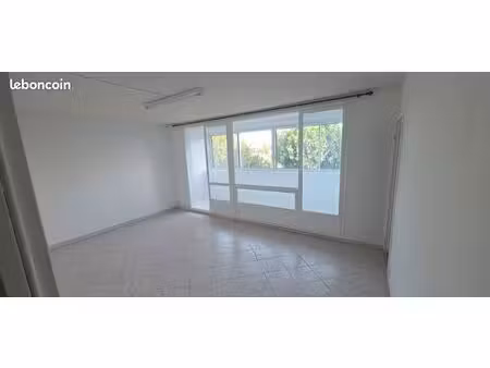 appartement t4 lumineux de 82 m²