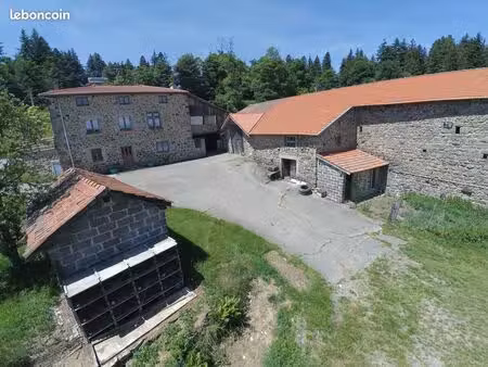 ancienne ferme genésienne