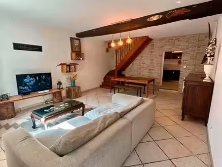 maison de ville 4 pièces 85 m² + grenier – proche bourg et bords du loiret