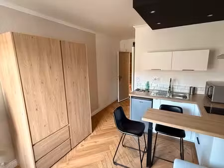 location studio meublé rénové proche centre agen