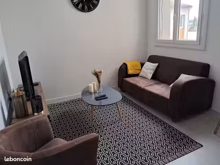 t2 meublé 34m2 - agen - parking privé
