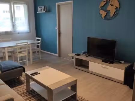 appartement lumineux de 4 chambres dans résidence