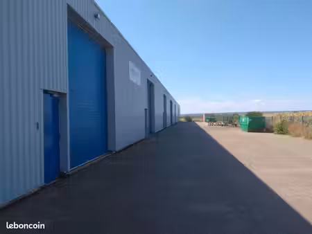 location batiment industriel et bureaux