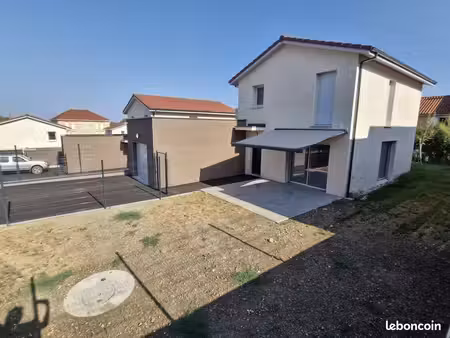 maison 5 pièces 106 m²