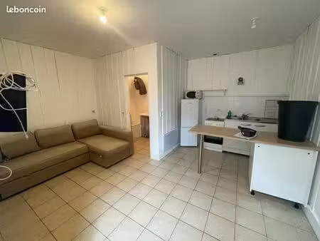 studio meublé 27m2 400