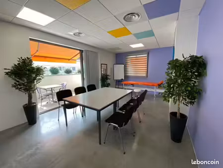 bureaux à louer avec terrasse froges