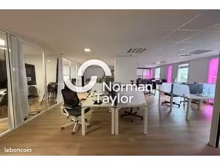 bureaux 118 m²