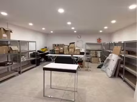 local commercial 88 m2 + mezzanine 30 m2