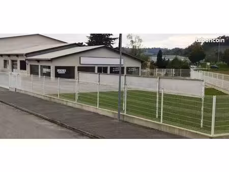 local commercial a louer