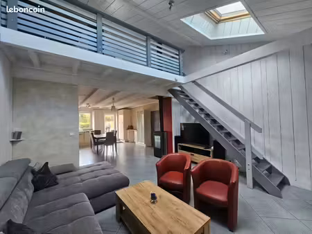 maison 4 pièces 104m²