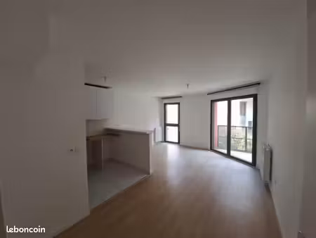 appartement 3 pièces 55 m²