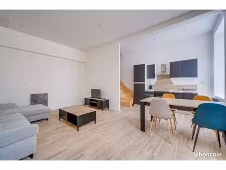 duplex t3 meublé haut de gamme – centre de saint-ciers-sur-gironde – disponible dès le 15 