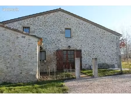 maison 6 pièces 157 m²