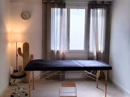 bureau dans cabinet de santé en hypercentre d'orléans
