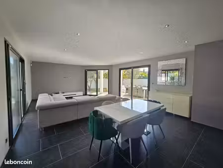maison 4 pièces 140 m²