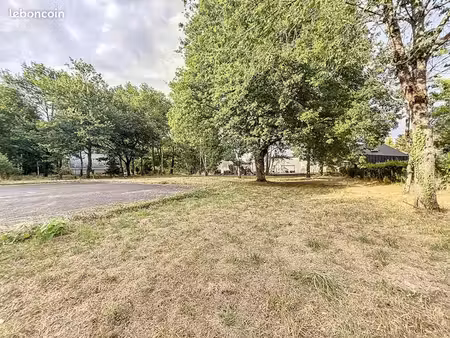 terrain 1 607 m² saumur