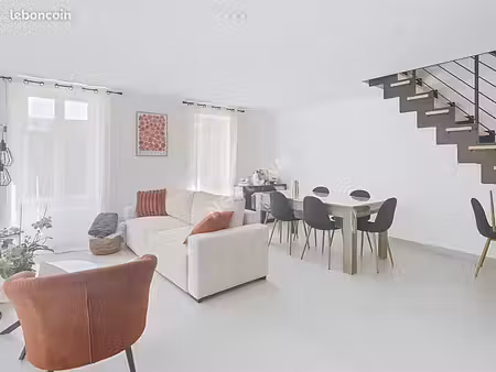 maison 2 pièces 69 m²