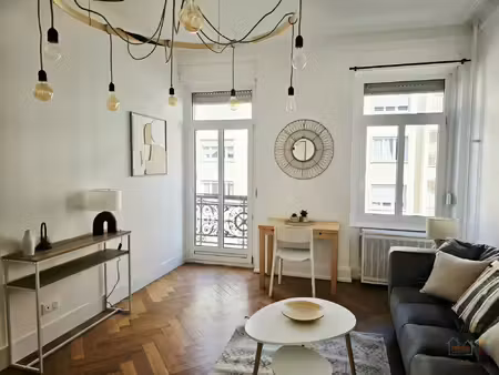 location : appartement 3 pièces (72 m² carrez) à strasbourg