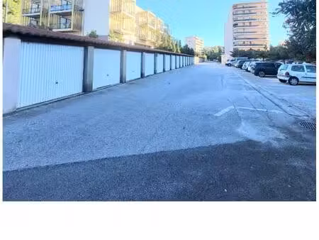 garage - la garde