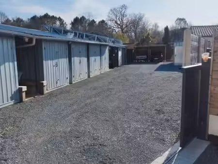 maison récente + activité de location de box entièrement opérationnelle