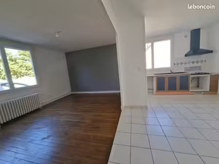 appartement 3 pièces 83 m²