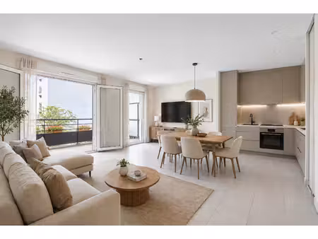 appartement avec terrasse en hyper-centre de meyzieu.