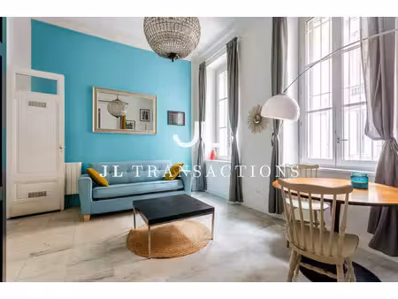 studio lumineux de 23 5 m2 bordeaux fondaudège / palais ga