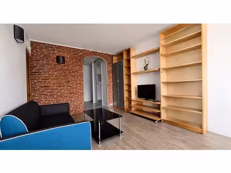 t2 43m² lardenne parking cave balcon