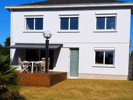 propriété 9 pièces 370 m²