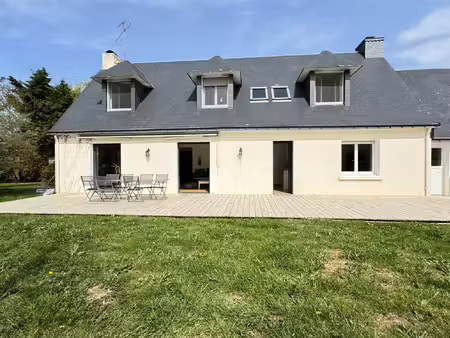 maison familiale de 153 m² avec deux gîtes indépendants à sa