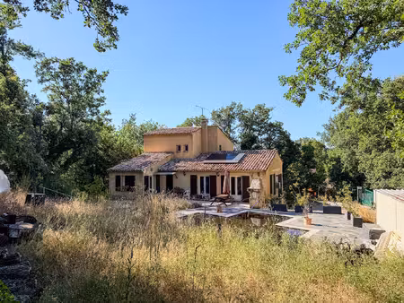 villa t5 134 m2 avec piscine