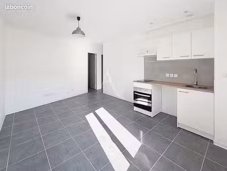 appartement 3 pièces 45 m²
