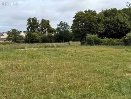 terrain 529 m² parigne sur braye