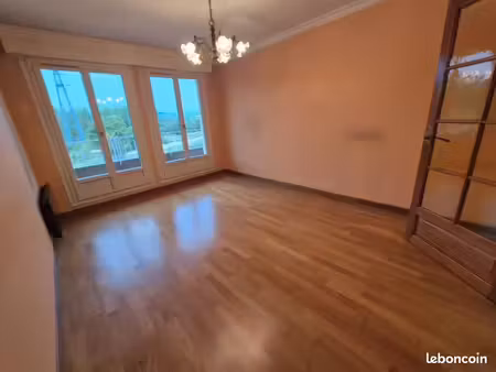 appartement 3 pièces 54 m²