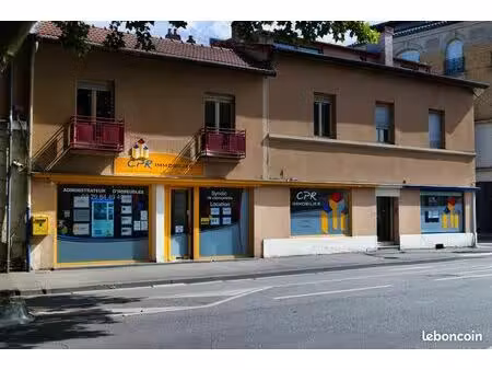 local commercial 85 m²